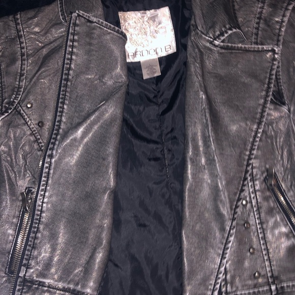 Jacket - Picture 6 of 6